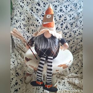 NWT Mud Pie Fall Gnome with Hat Featuring Pumpkins and Holding A Broom